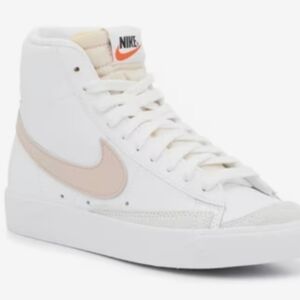 Nike Blazer '77 Women’s High-Top Sneakers in White and Blush Size 6